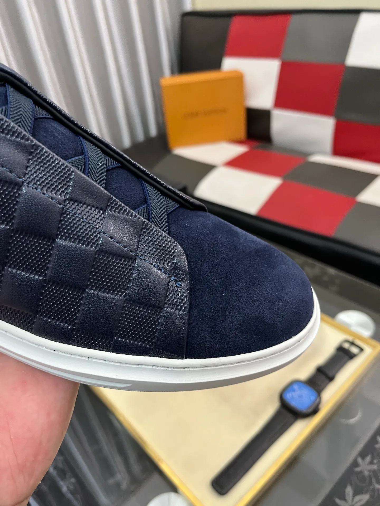 Men's shoes💰: 438⌚️⌚️"Loui* Vuitto*" LV's new Gaobang sports and casual shoes, imported first-layer cowhide ➕ imported sheepskin lining, high-end and comfortable, original outsole is light and wear-resistant! Purely handmade, details determine quality! Size 38-444️⃣Colors available